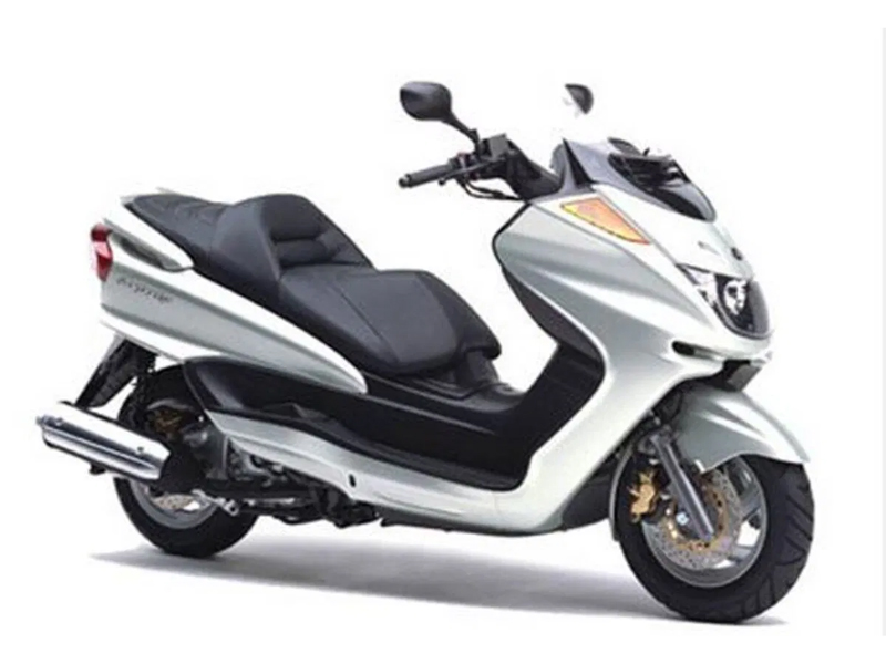 Yamaha majesty 250